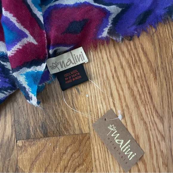 NWT NALINI GEOMETRIC PATTERN WOOL SCARF - Picture 5 of 6